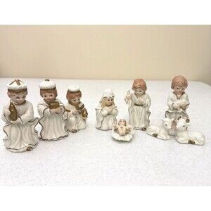 Vintage Porcelain Nativity Set 9 Pcs White W/Gold Accents Mary Joseph Jesus
